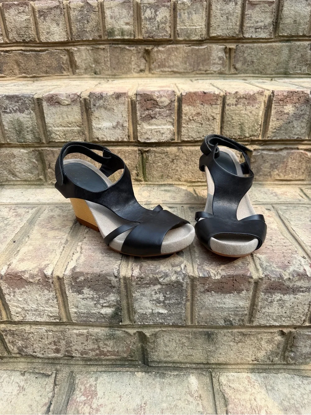 Camper Allegra Black Leather T-Strap Wedge Sandals EU 39